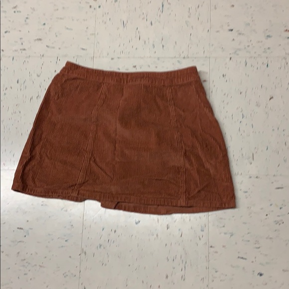 Corduroy Skirt with buttons - Picture 2 of 2